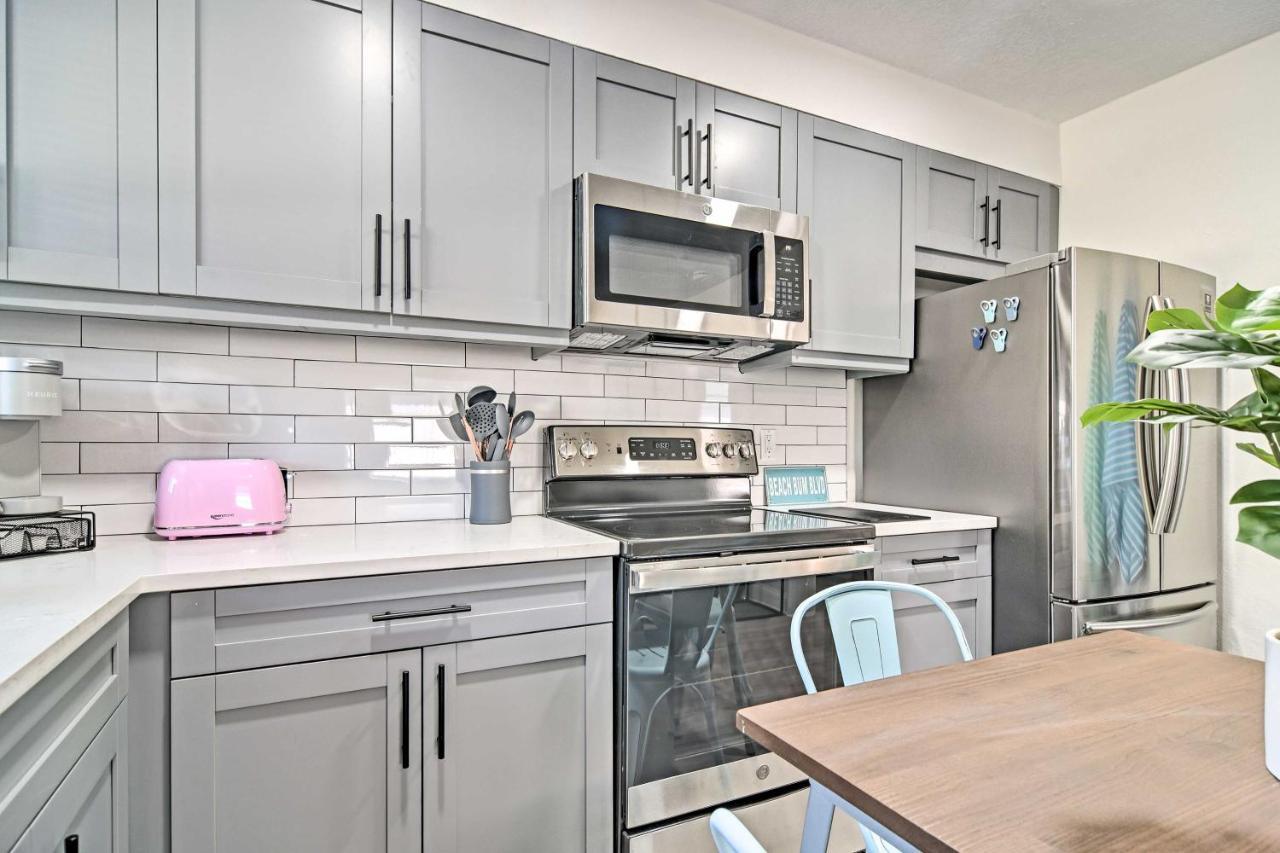 Well-Appointed Madeira Beach Condo With Patio! セント・ピート・ビーチ エクステリア 写真